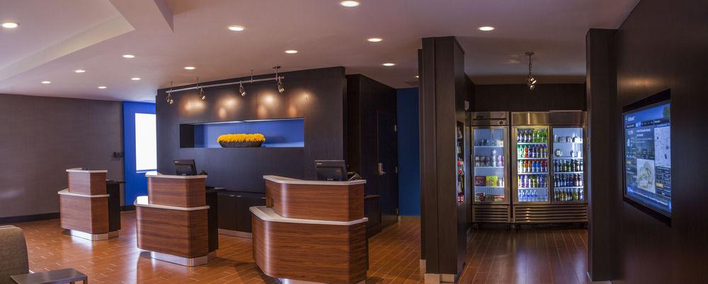 Courtyard By Marriott Charlotte Airport Loso Esterno foto