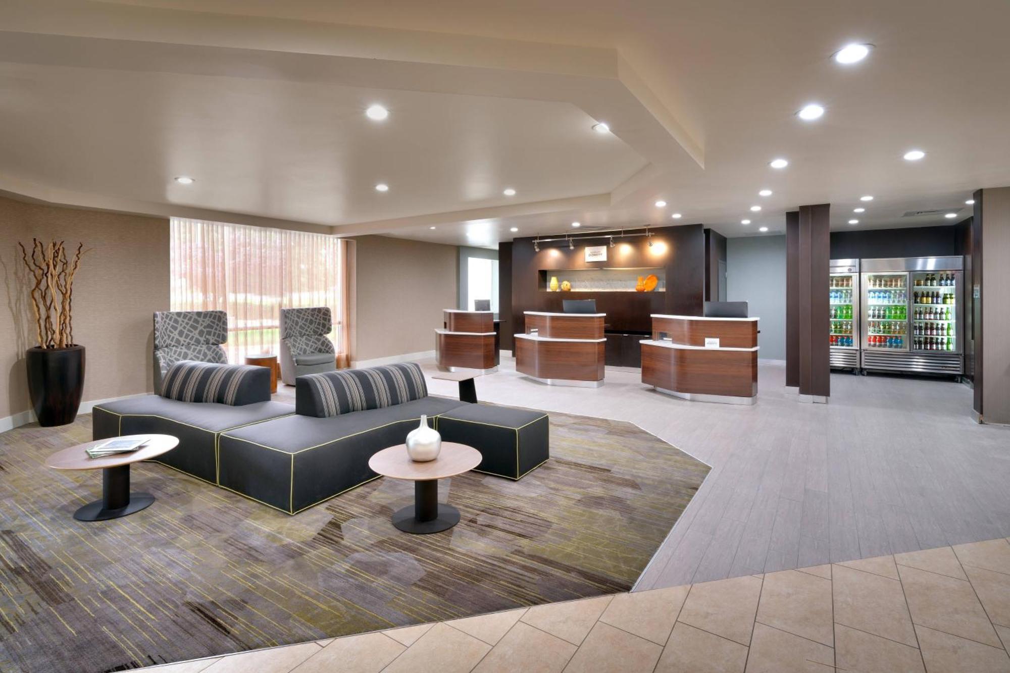 Courtyard By Marriott Charlotte Airport Loso Esterno foto