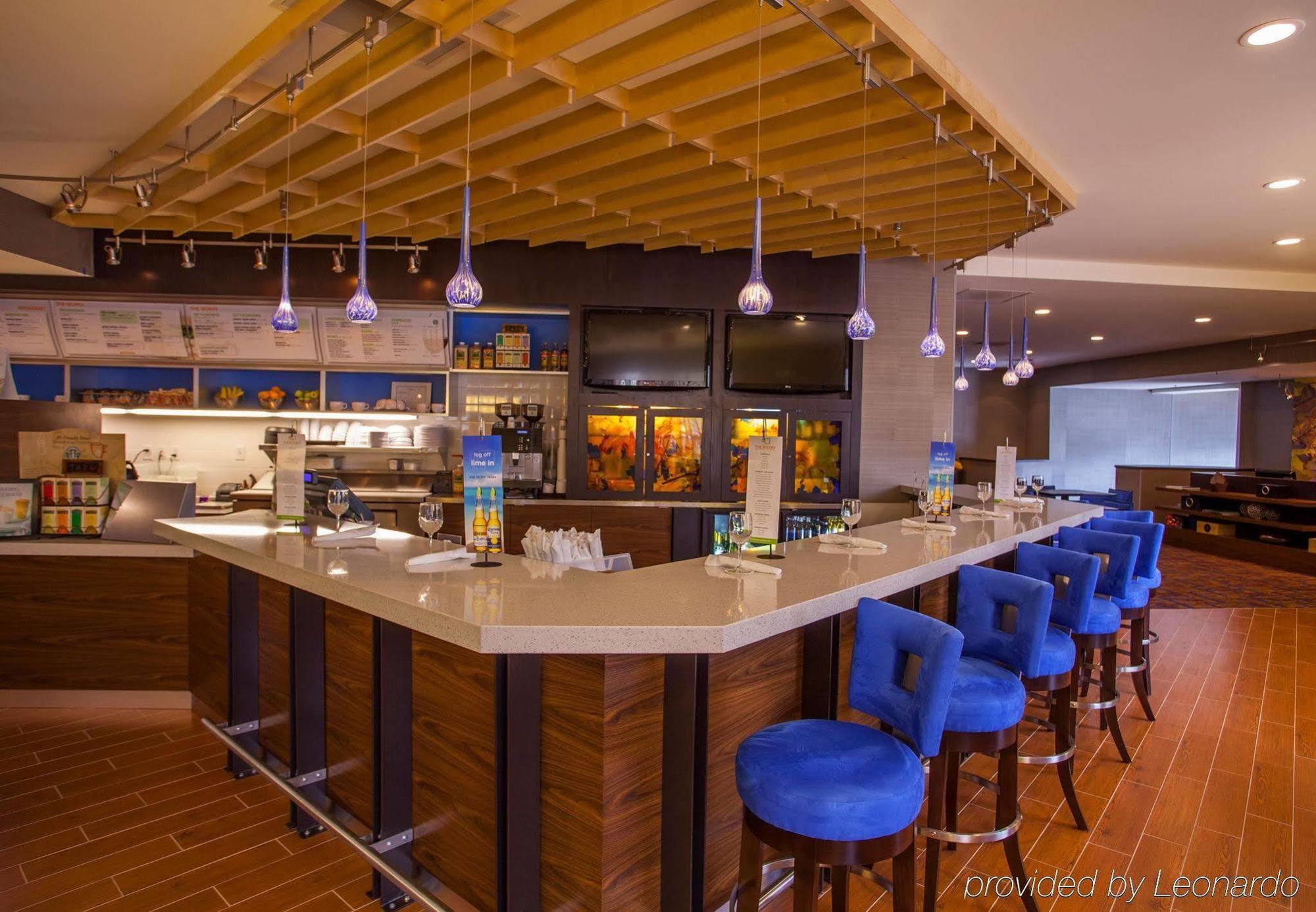 Courtyard By Marriott Charlotte Airport Loso Ristorante foto