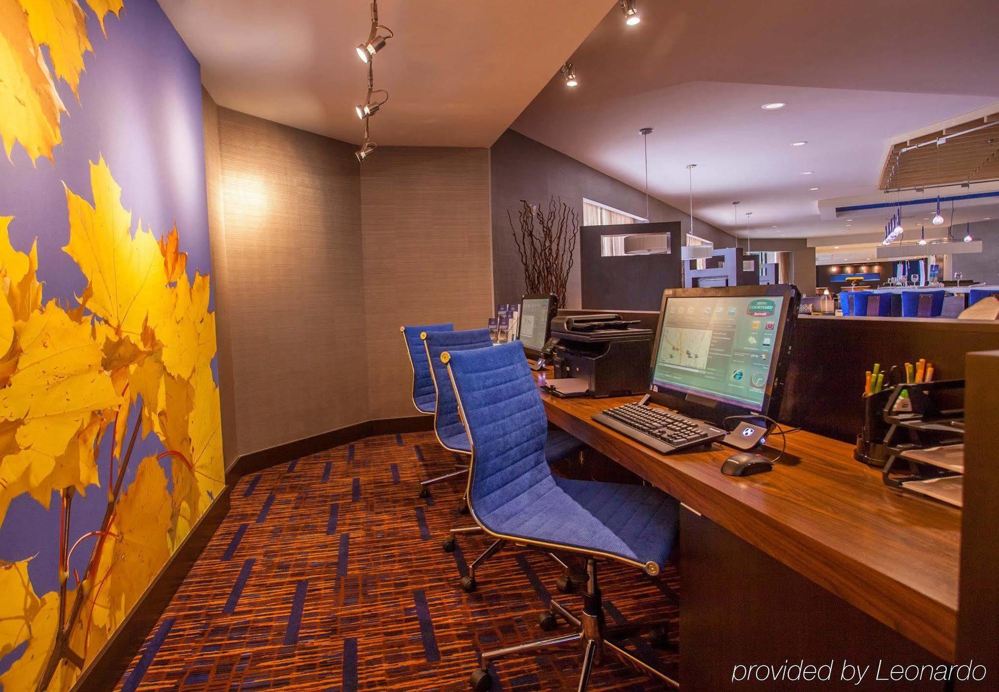 Courtyard By Marriott Charlotte Airport Loso Affari foto